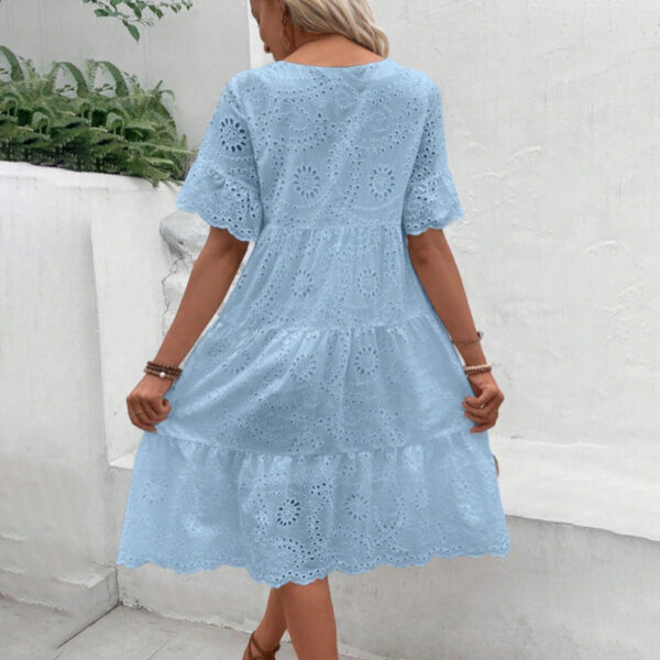 Women's Round Neck Embroidered Lace Short Sleeve A-Line Elegant Summer Vacation Dress - Image 2