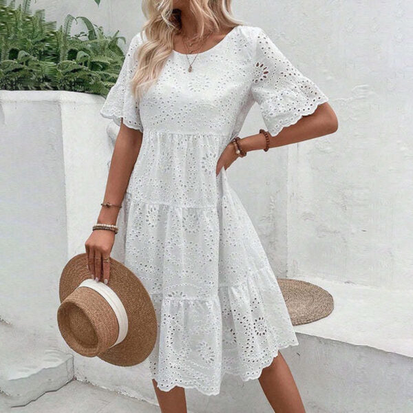 Women's Round Neck Embroidered Lace Short Sleeve A-Line Elegant Summer Vacation Dress - Image 4