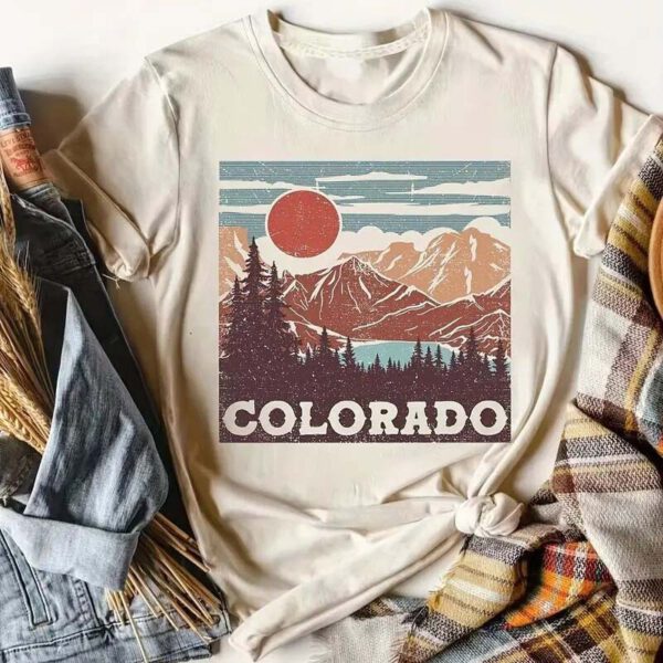 Women's Round Neck Short Sleeve T-Shirt - Sun Over Mountains & 'COLORADO' Print, Casual Summer Tee - Image 5
